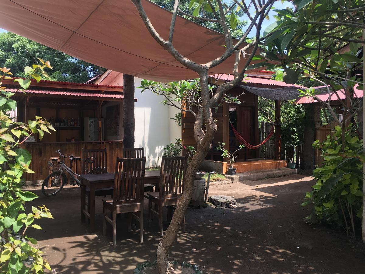 The Joe Bungalow Gili Trawangan Extérieur photo